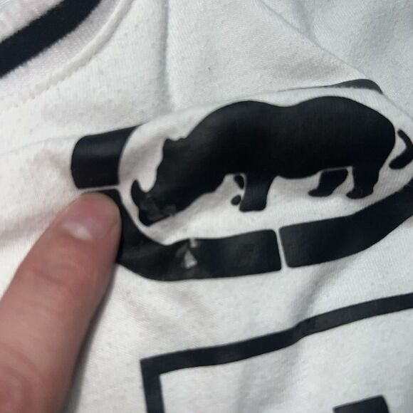 Ecko Unltd T Shirt Mens 2XL White Graphic Rhino Logo Embroidered Y2K - Picture 6 of 7
